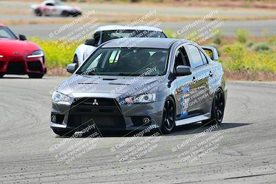 media/May-04-2024-Team Topak Racing (Sat) [[1dff1aa745]]/Inter Low 1/Session 2/